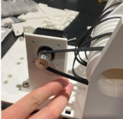 Stepper holder too close to the chain (Belt is loose)